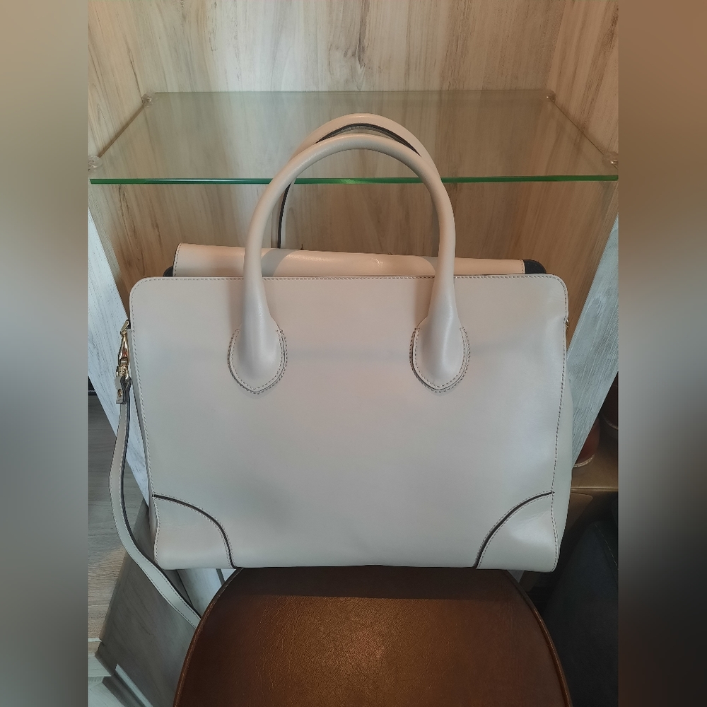 Alberta di canio genuine leather made in Italy 11"H × 14"W